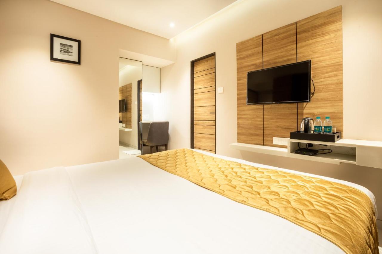 Hotel Pacific Residency - Andheri Mumbai Kültér fotó